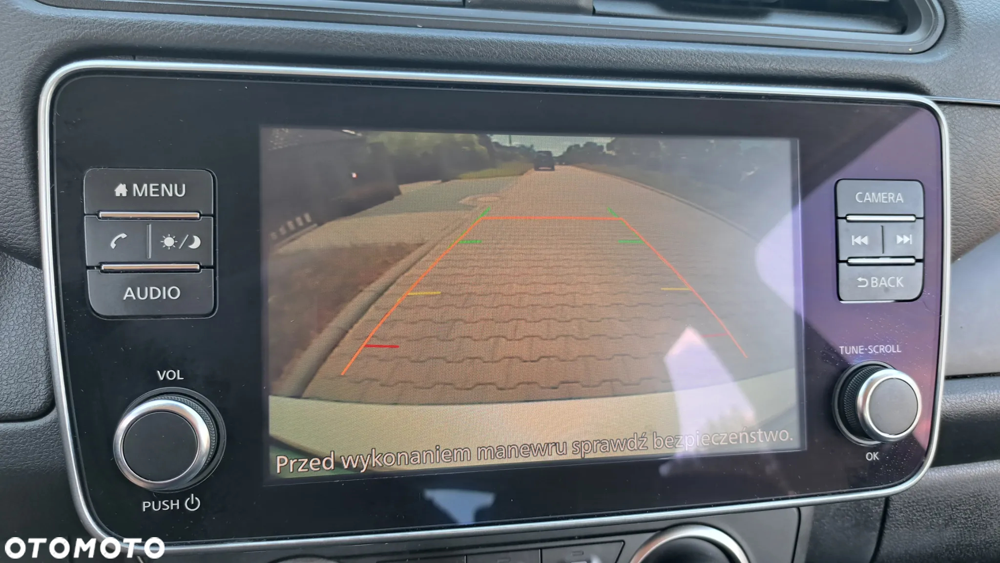 Nissan Leaf 40kWh Acenta - 24