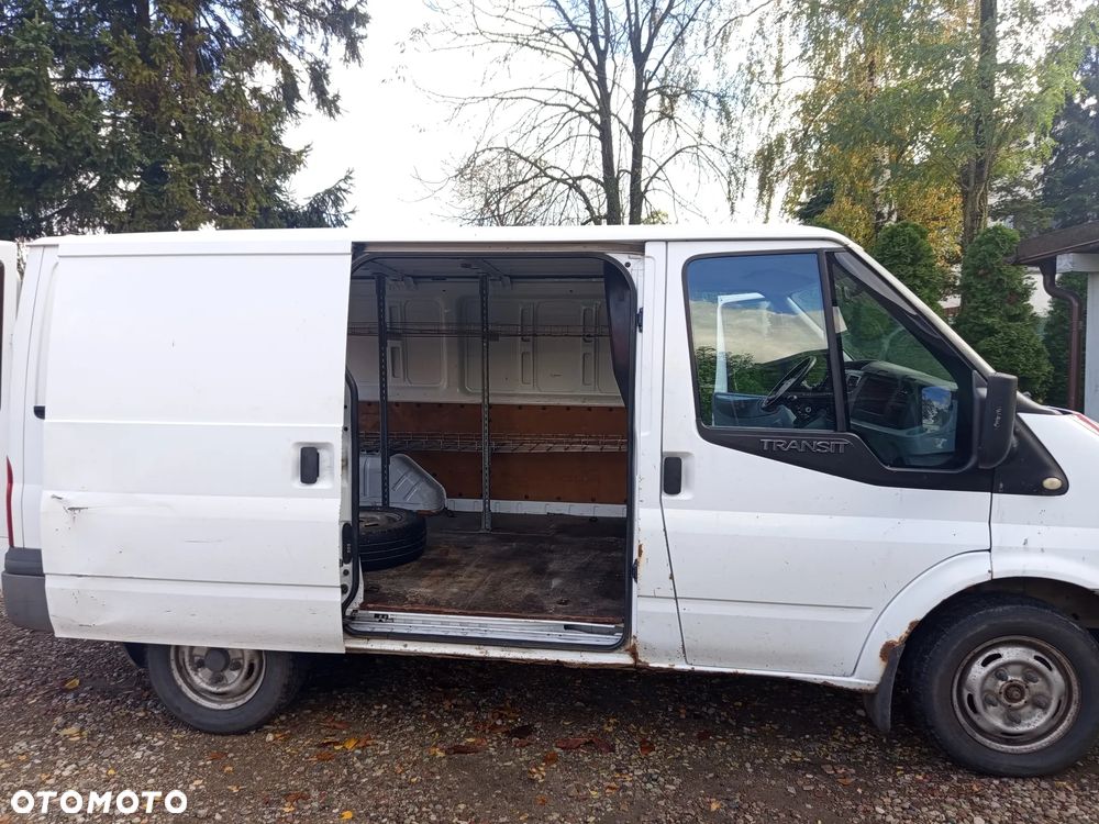 Ford Transit - 25