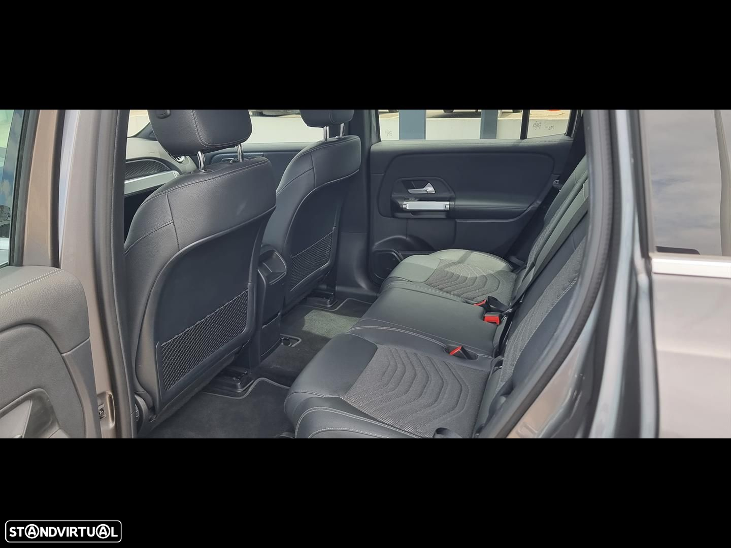 Mercedes-Benz EQB 250+ Edition - 12