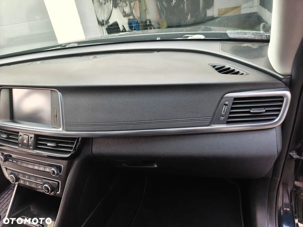 Kia Optima 1.7 CRDI XL DCT - 27