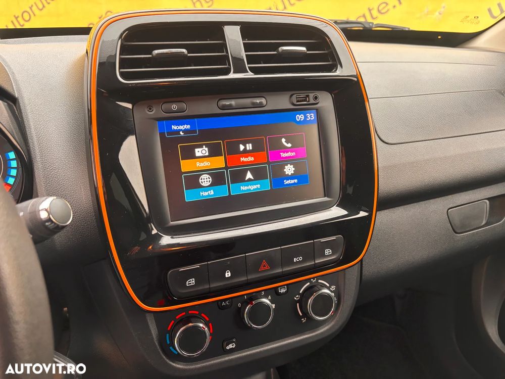 Dacia Spring Expression - 17