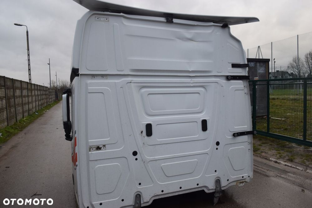 KABINA MERCEDES ACTROS MP4 GIGA SPACE - 3