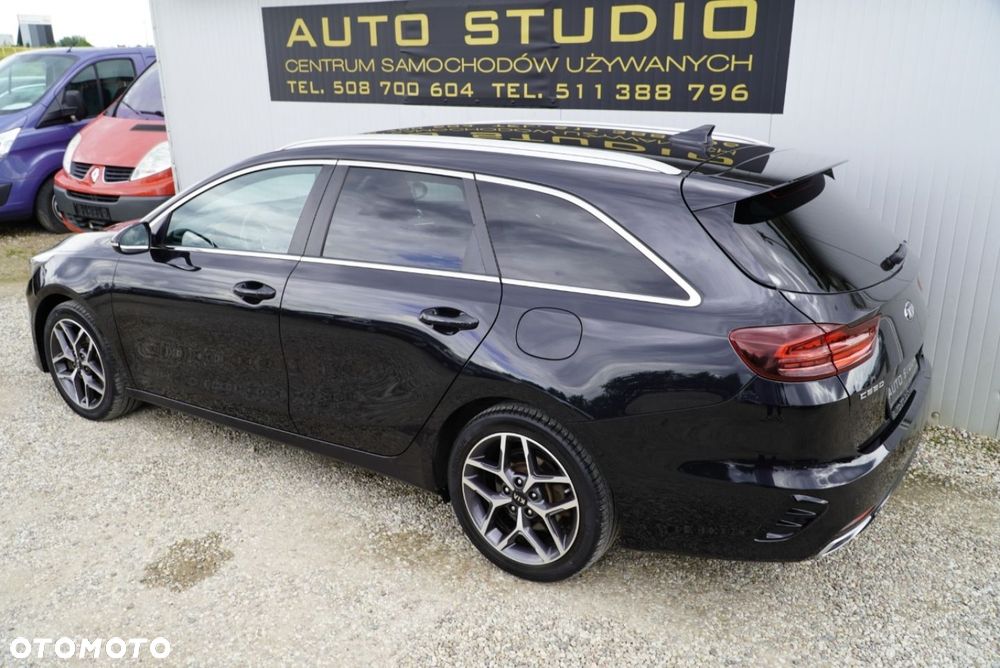 Kia Ceed 1.4 T-GDI DCT OPF GT Line - 34