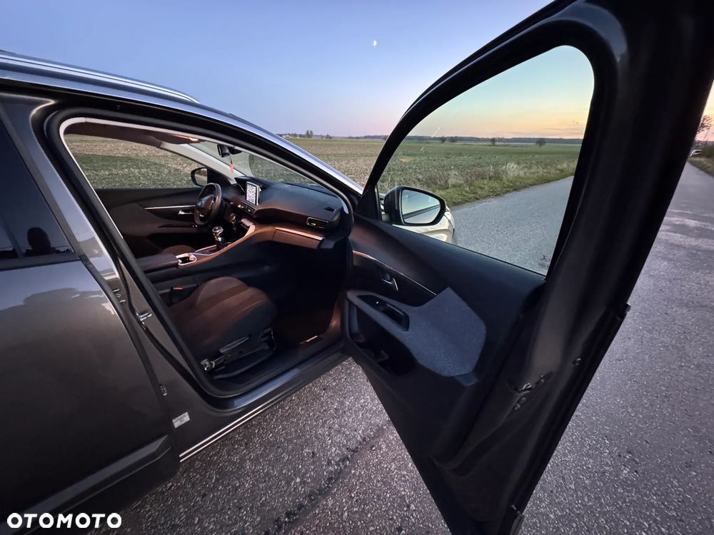 Peugeot 5008 1.2 PureTech Active S&S - 9