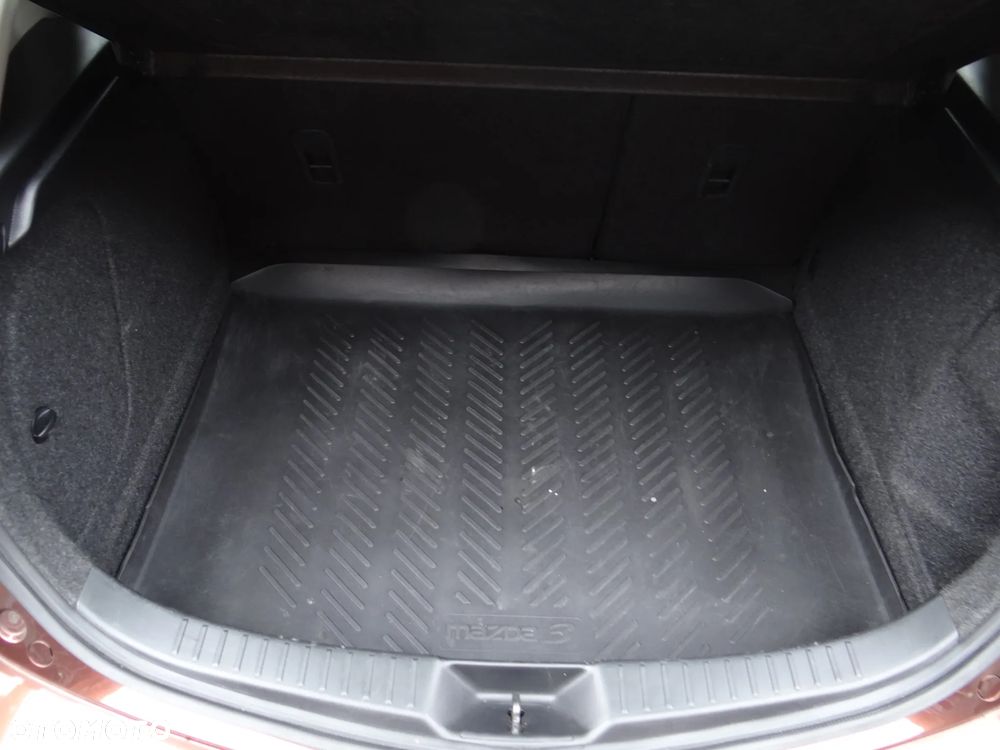 Mazda 3 1.6 Sport Exclusive - 22