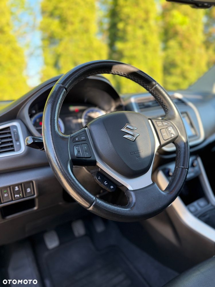 Suzuki SX4 S-Cross 1.6 DDiS 4x4 limited+ - 22