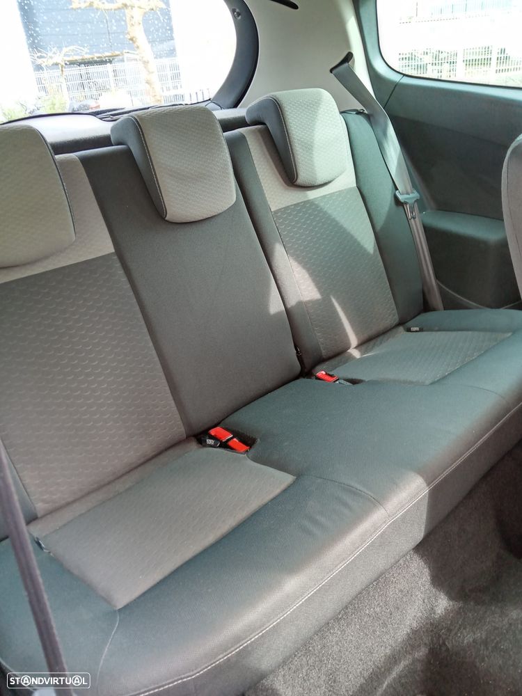 Renault Clio 1.2 16V GT - 10