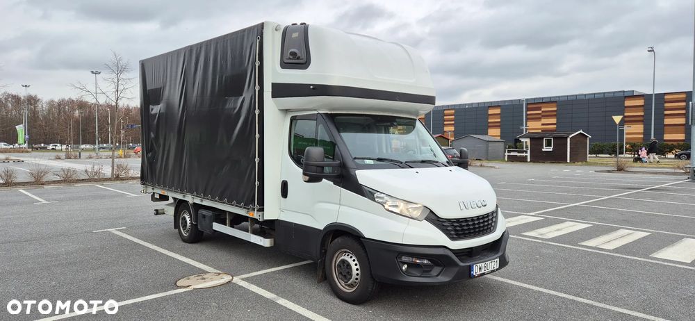 Iveco DAILY PLANDEKA LIFT - 1