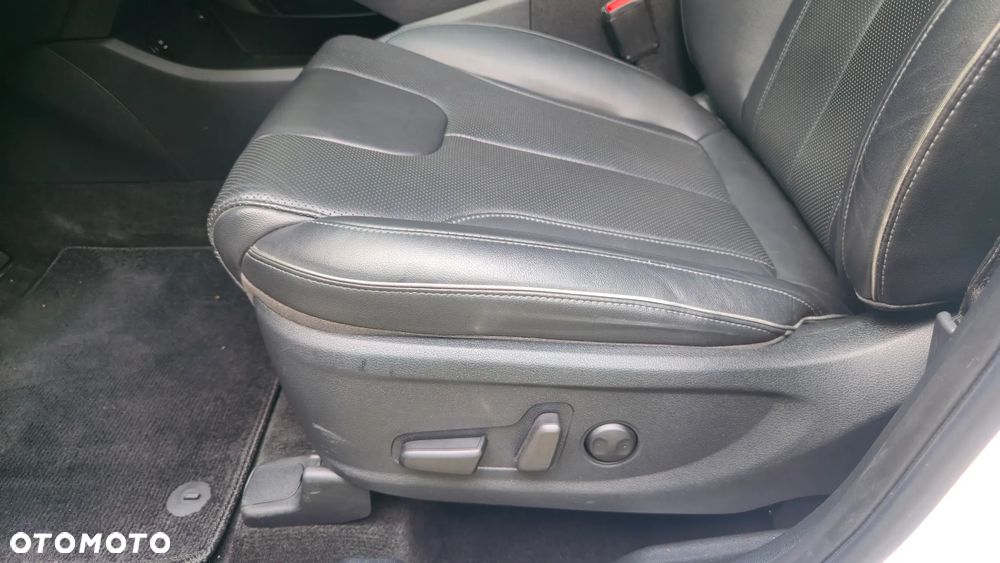 Hyundai Santa Fe 2.2 CRDi 4WD Signature - 14