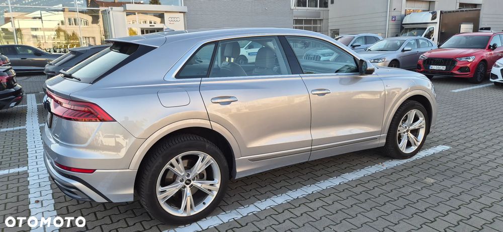 Audi Q8 - 2