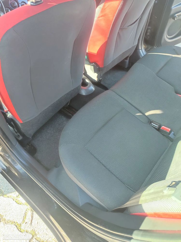 Renault Clio 1.2 16V Rip Curl II - 10