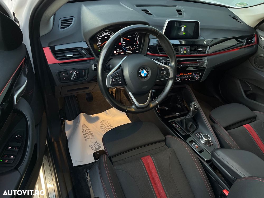 BMW X1 sDrive18d Sport Line - 11