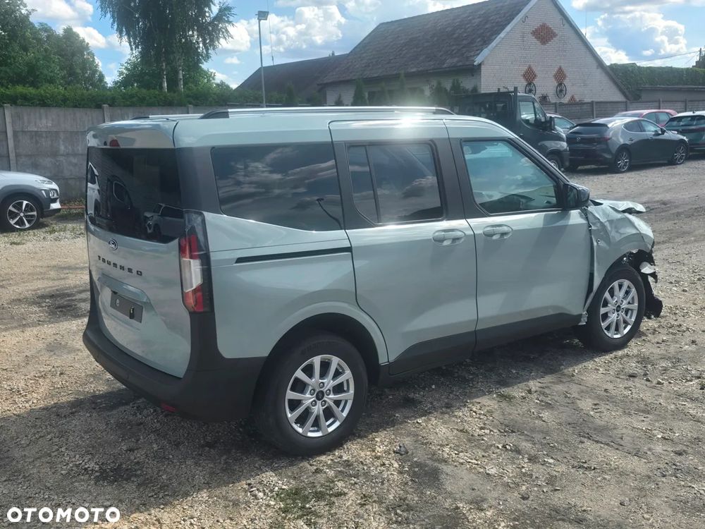 Ford Tourneo Courier ver-1-0-ecoboost-trend - 9