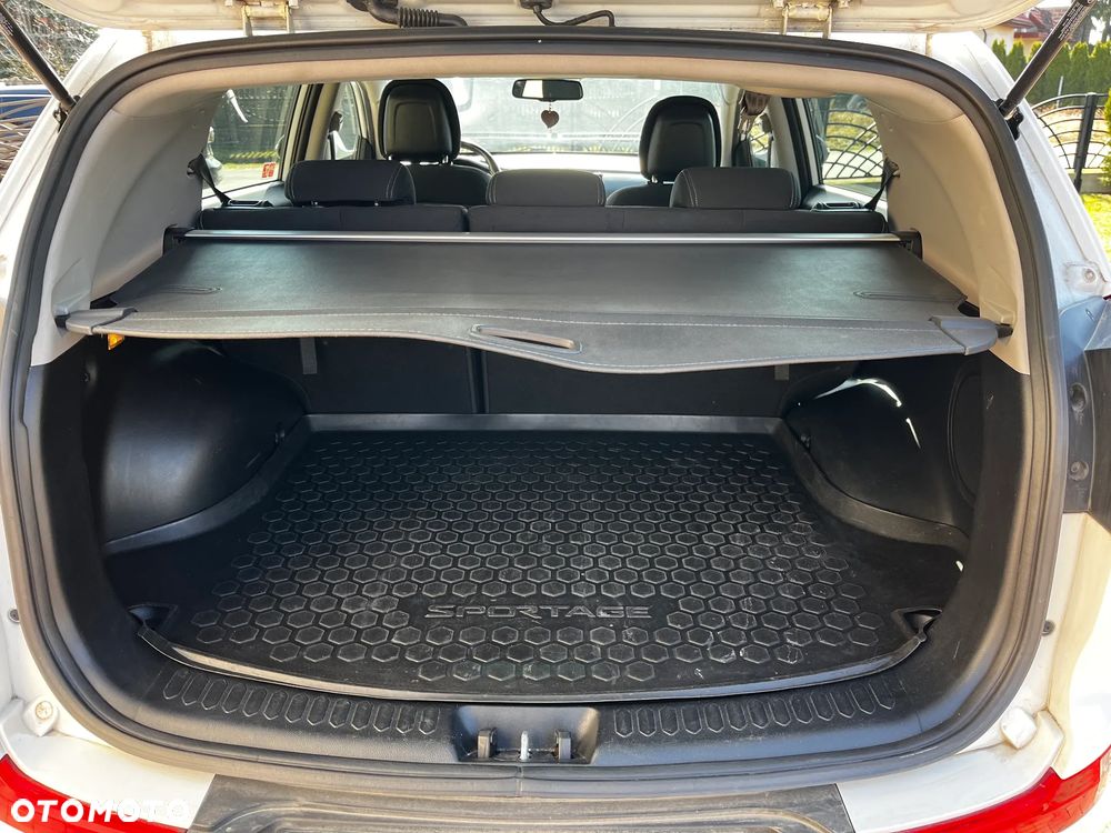 Kia Sportage 2.0 CRDI L AWD - 8