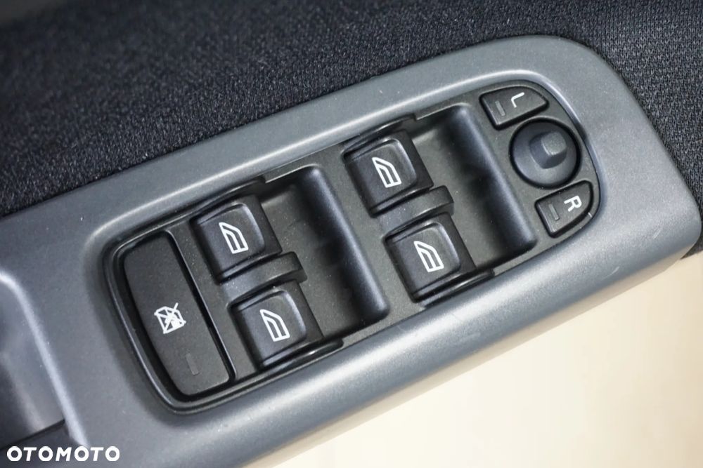 Volvo V50 DPF DRIVe - 35