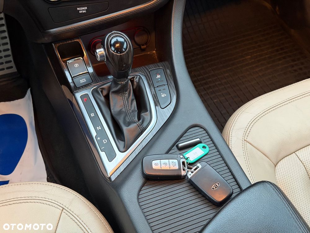 Kia Optima 1.7 CRDi M - 32