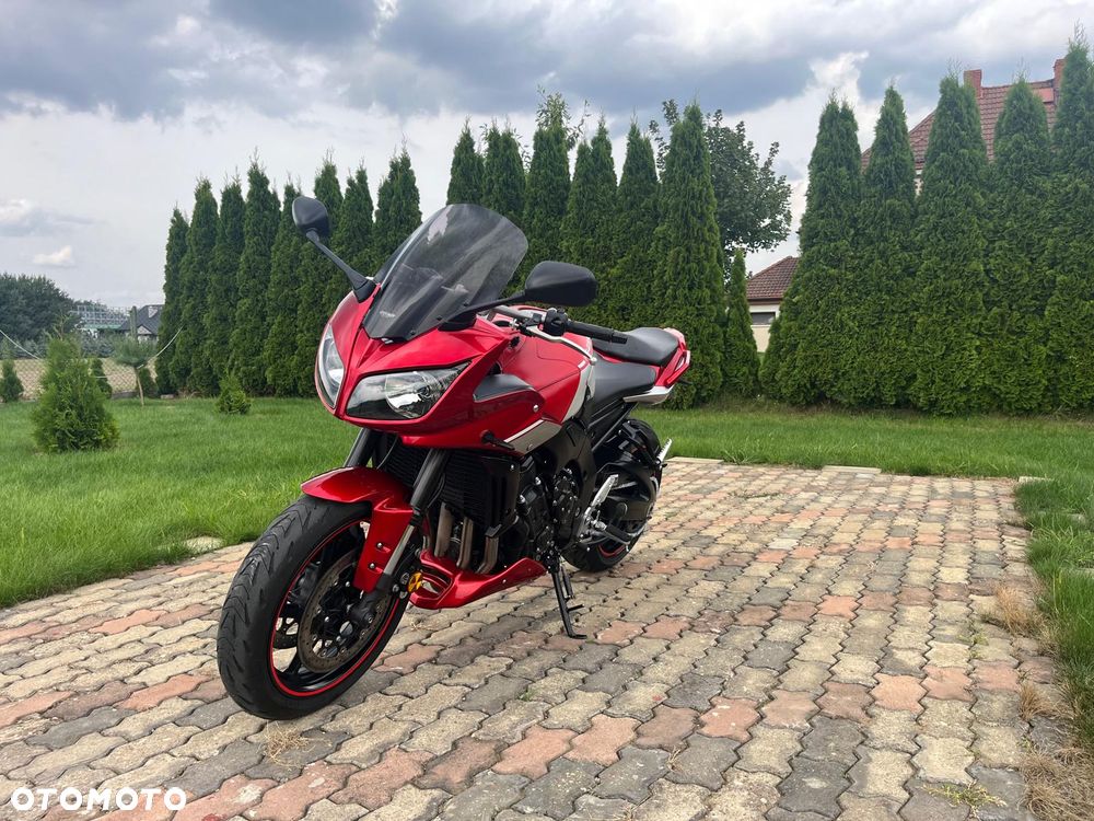 Yamaha FZS - 9