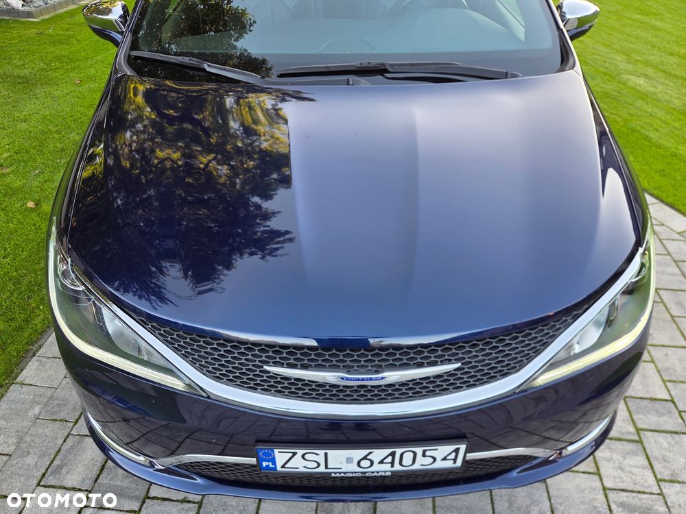 Chrysler Pacifica - 29