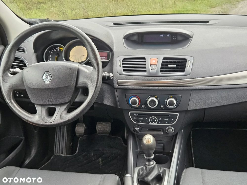 Renault Megane 1.6 16V 110 Expression - 8