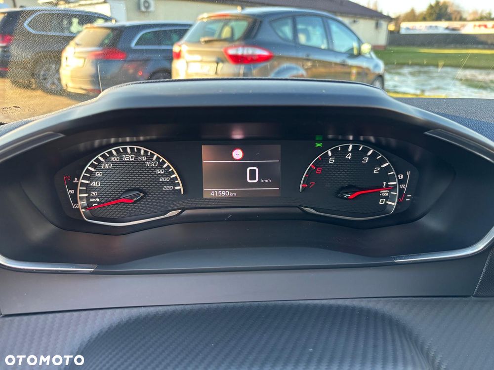 Peugeot 208 1.2 PureTech Active S&S - 17