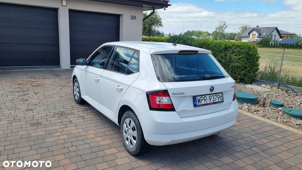 Skoda Fabia 1.0 Active - 4