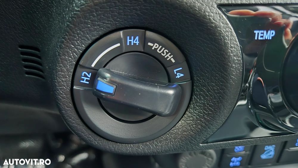 Toyota Hilux 2.8D 204CP 4x4 Double Cab AT Executive - 19