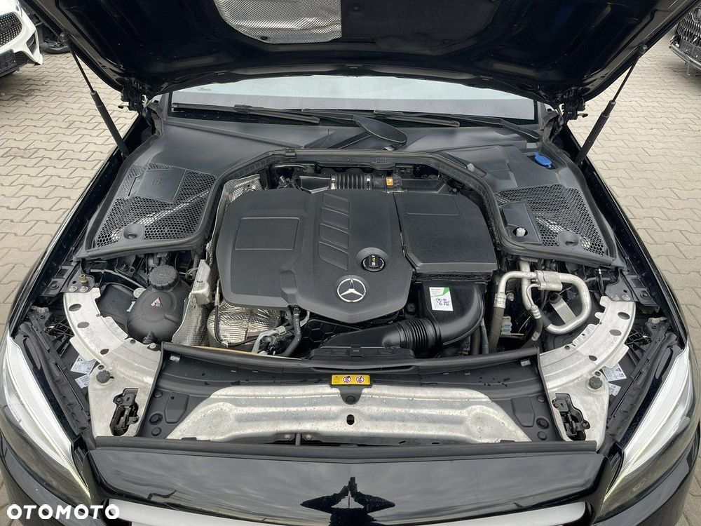 Mercedes-Benz Klasa C 200 d T 9G-TRONIC - 14