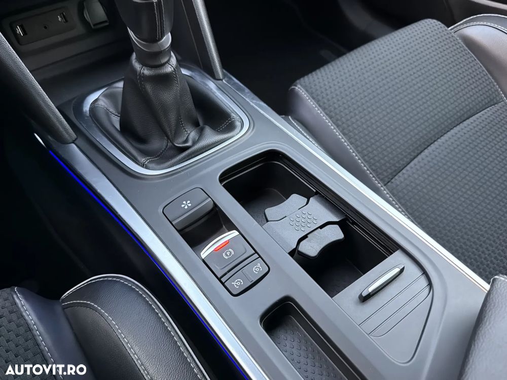 Renault Megane TCe 140 GPF BOSE EDITION - 37