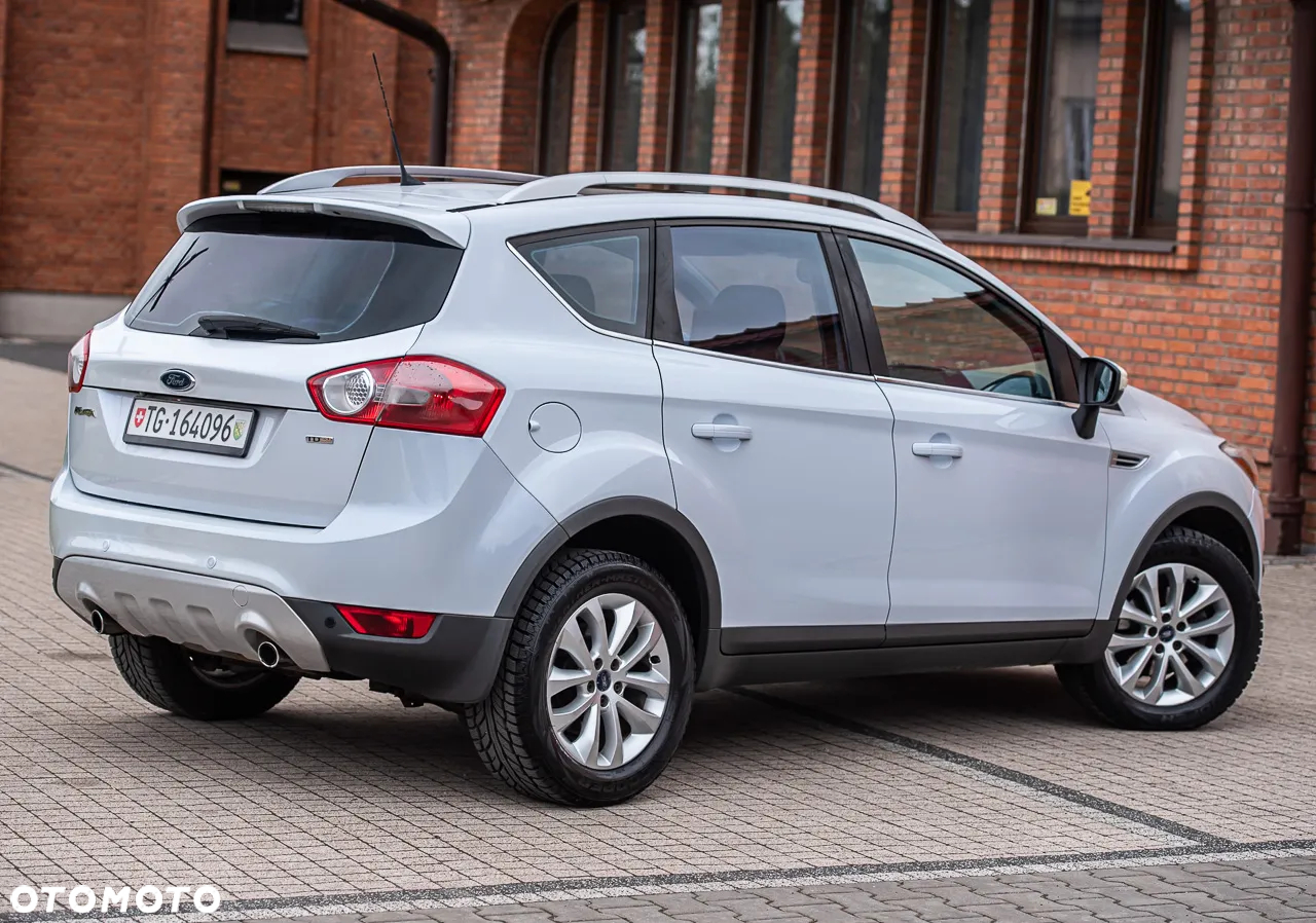 Ford Kuga 2.0 TDCi 4x4 Titanium - 13
