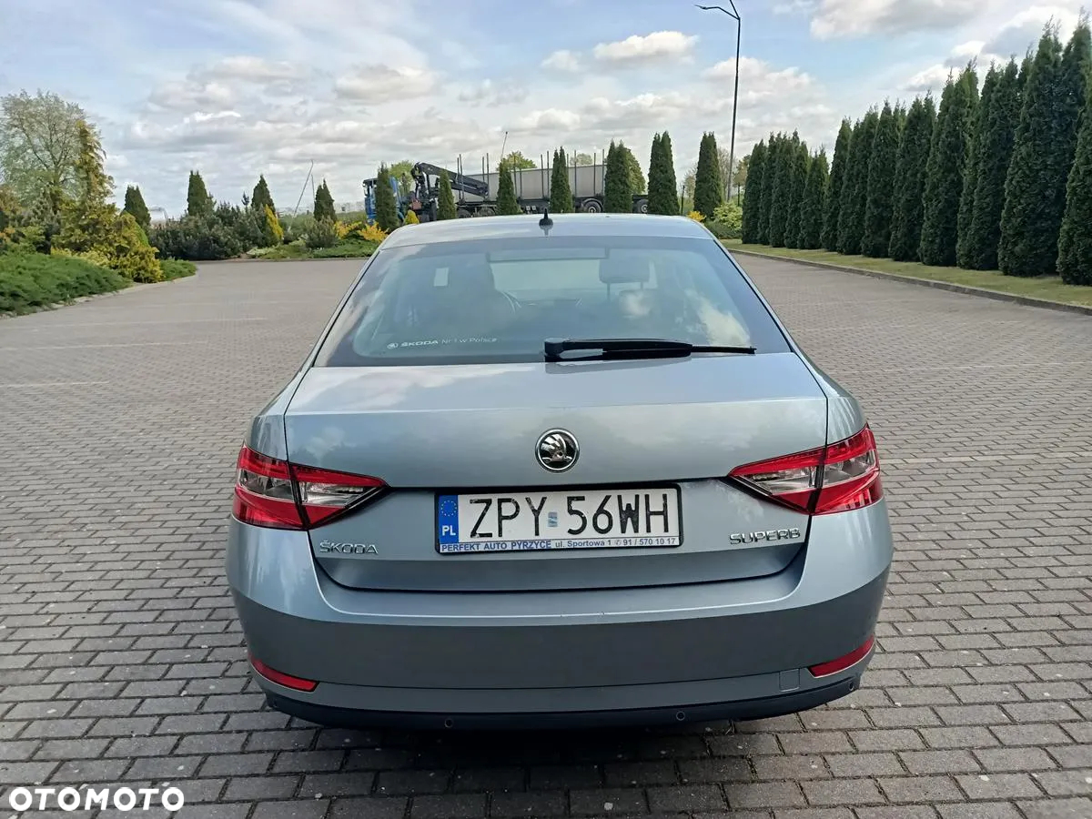 Skoda Superb 1.8 TSI Ambition - 8