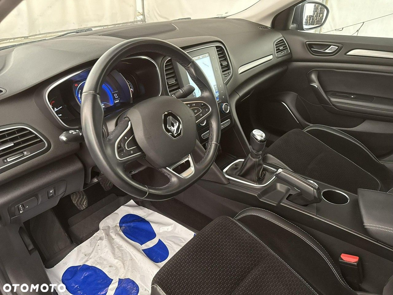 Renault Megane 1.5 Blue dCi Intens - 13