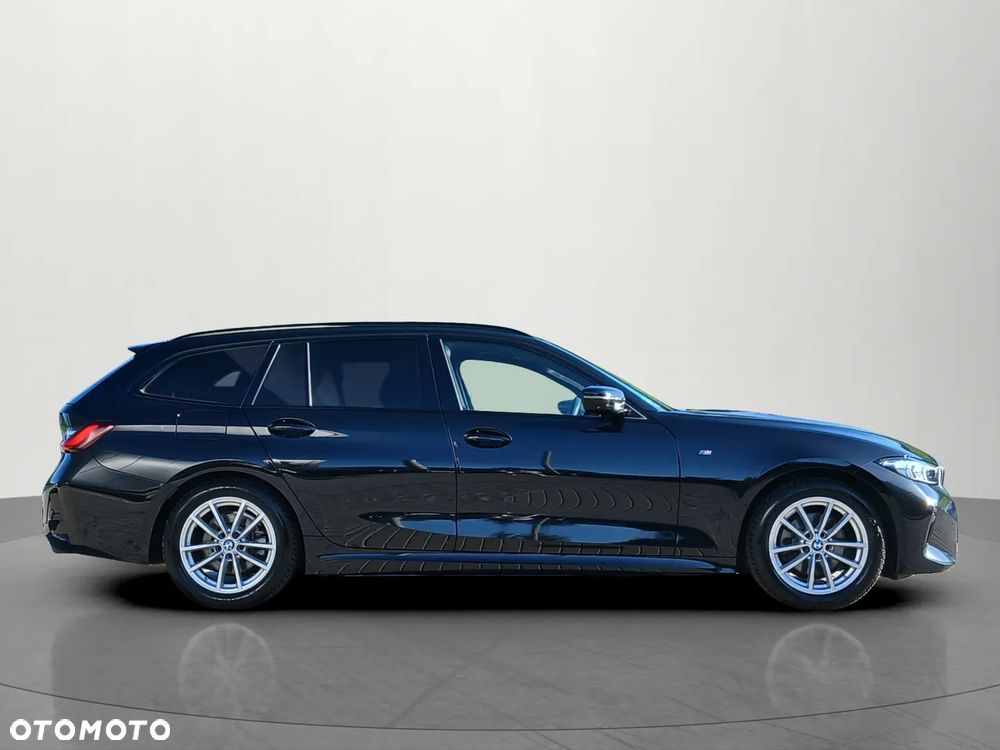 BMW Seria 3 320i M Sport Edition sport - 36