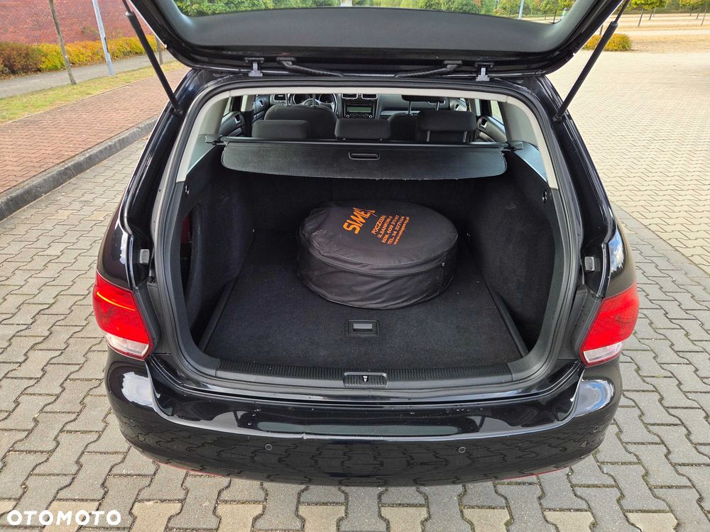 Volkswagen Golf Variant - 8