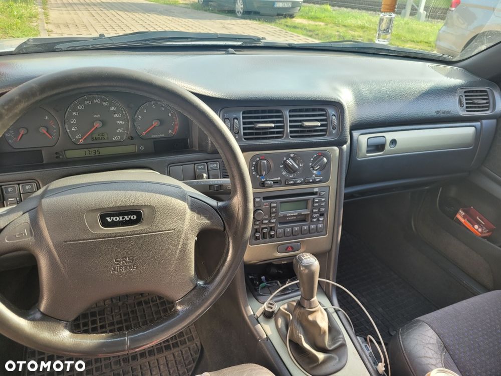 Volvo V70 - 4