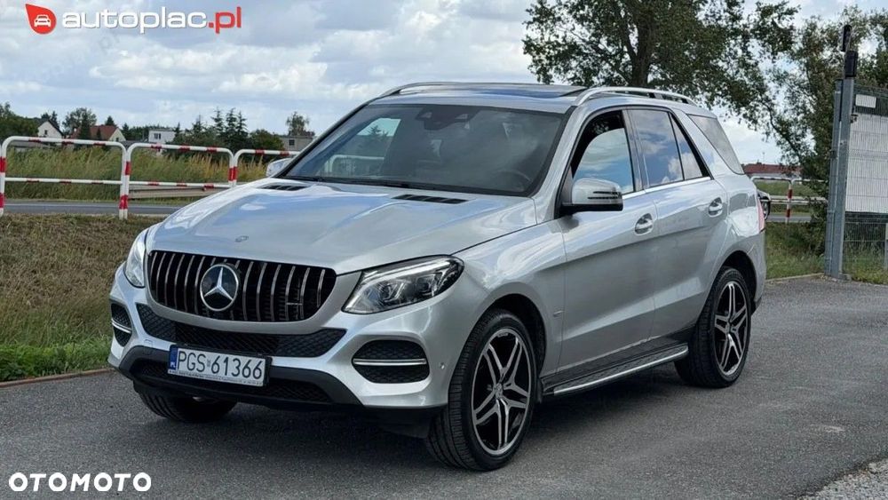 Mercedes-Benz GLE 2016