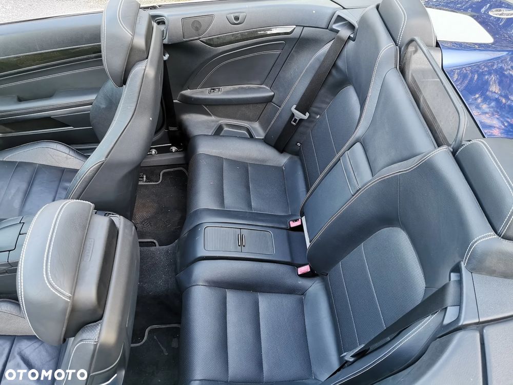 Mercedes-Benz Klasa E 400 7G-TRONIC - 32