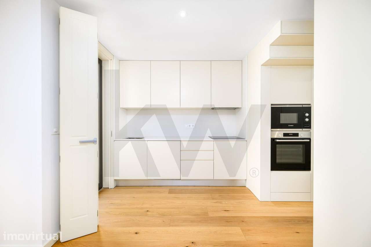 Apartamento T2 no Centro do Porto - frente ao Hospital Santo António - Grande imagem: 2/31
