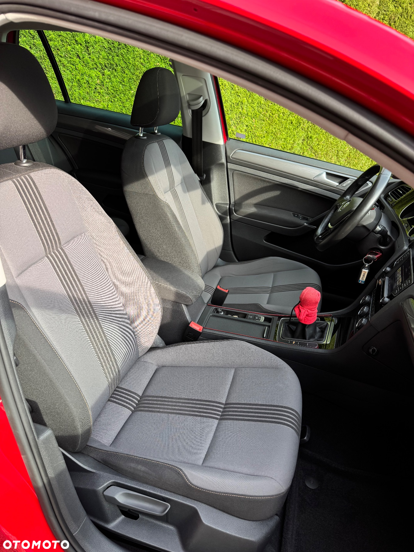 Volkswagen Golf - 8
