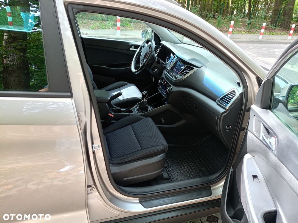 Hyundai Tucson 1.6 GDi Comfort 2WD - 17