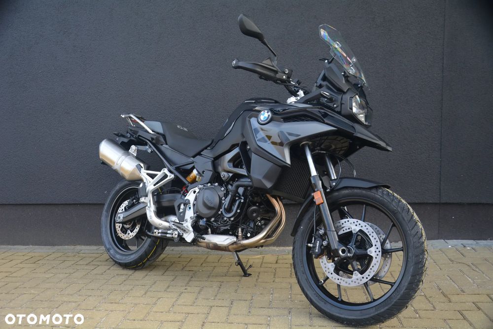 BMW F - 2
