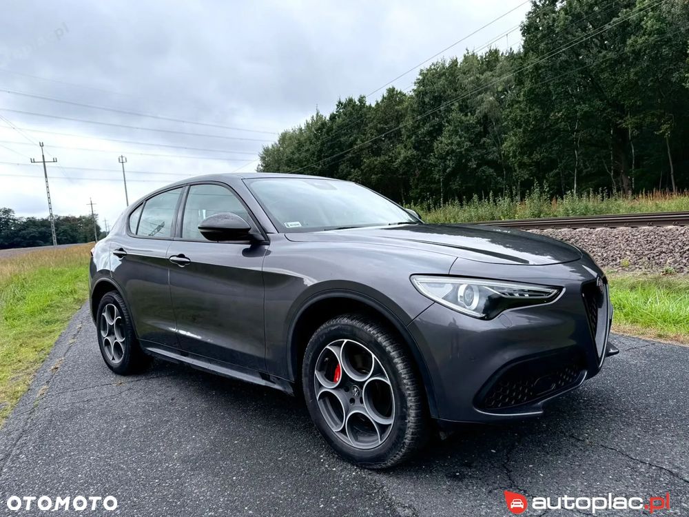 Alfa Romeo Stelvio 2018 photo 2