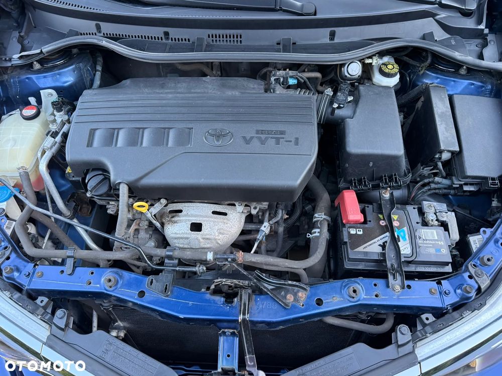 Toyota Auris 1.33 VVT-i Comfort - 20