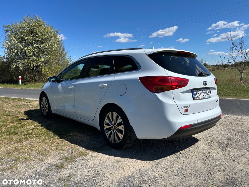 Kia Ceed 1.6 CRDi L Business Line DCT - 4