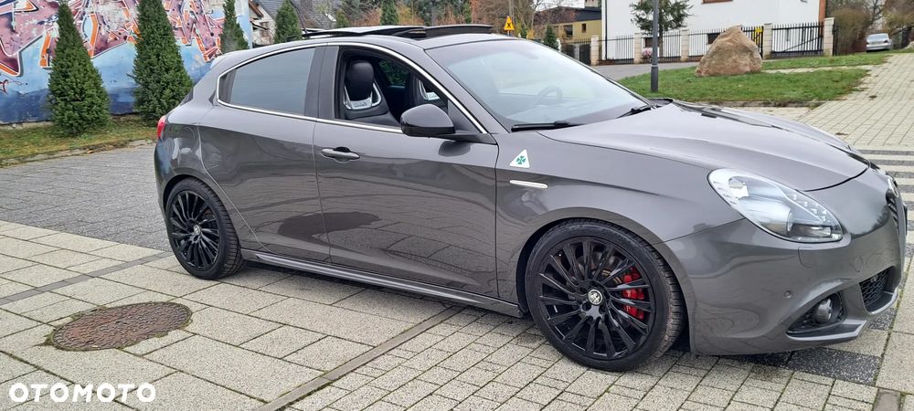 Alfa Romeo Giulietta 1.8 TBi 16V TCT Quadrifoglio Verde - 5