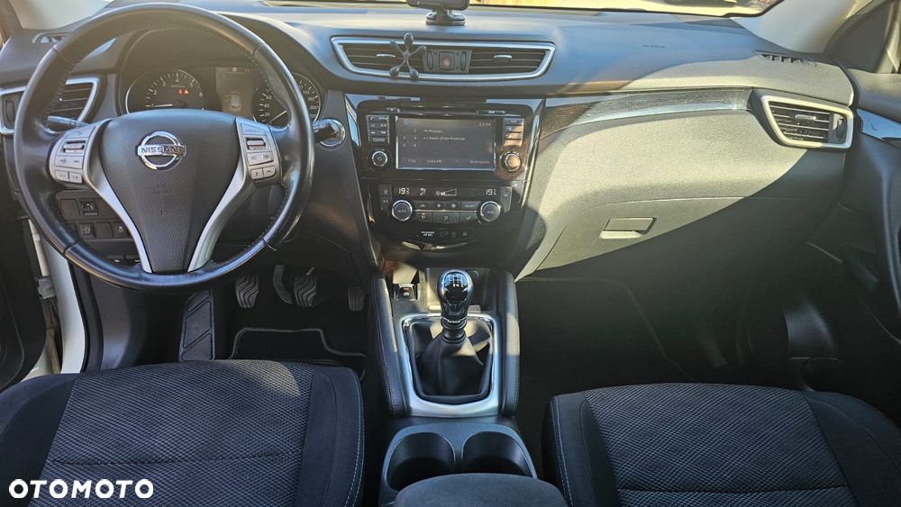 Nissan Qashqai 1.2 DIG-T N-Connecta EU6 - 13