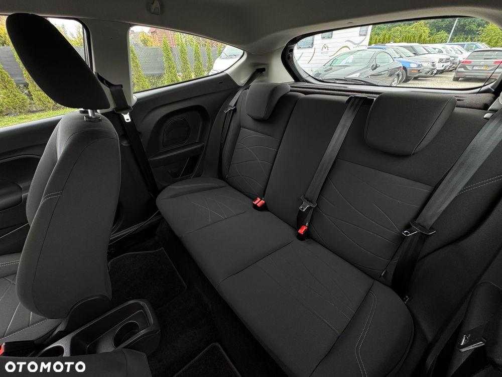 Ford Fiesta 1.25 Trend - 32