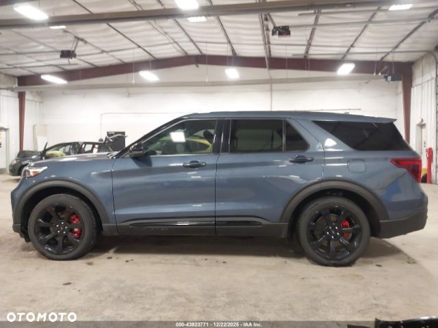 Ford Explorer - 13