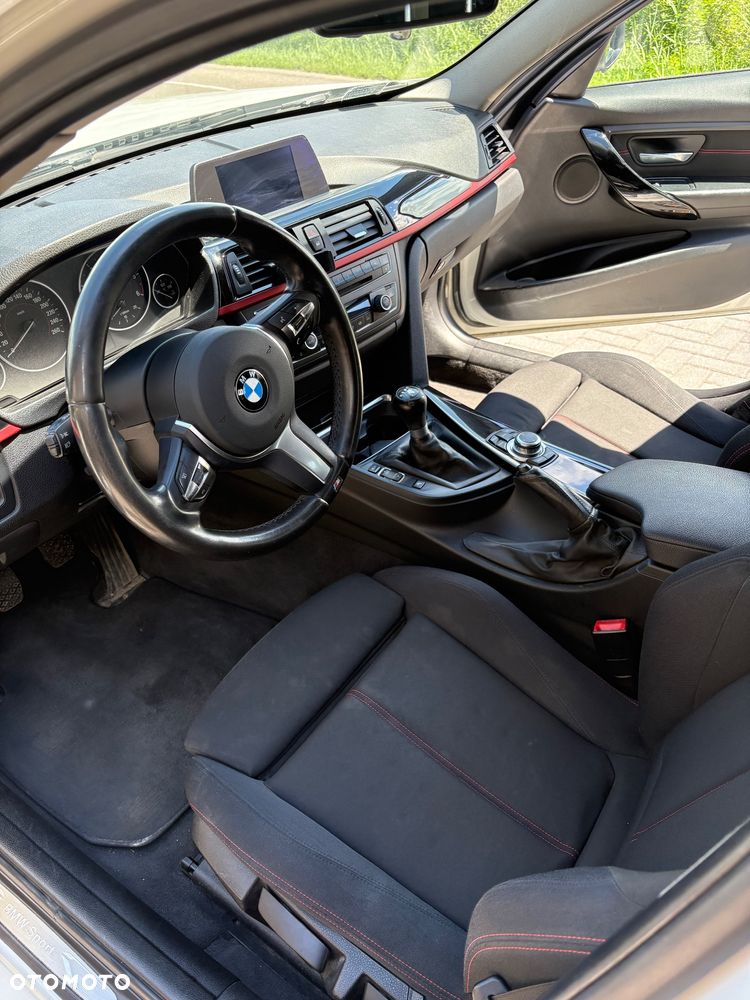 BMW Seria 3 320d Efficient Dynamics Edition Sport Line - 9