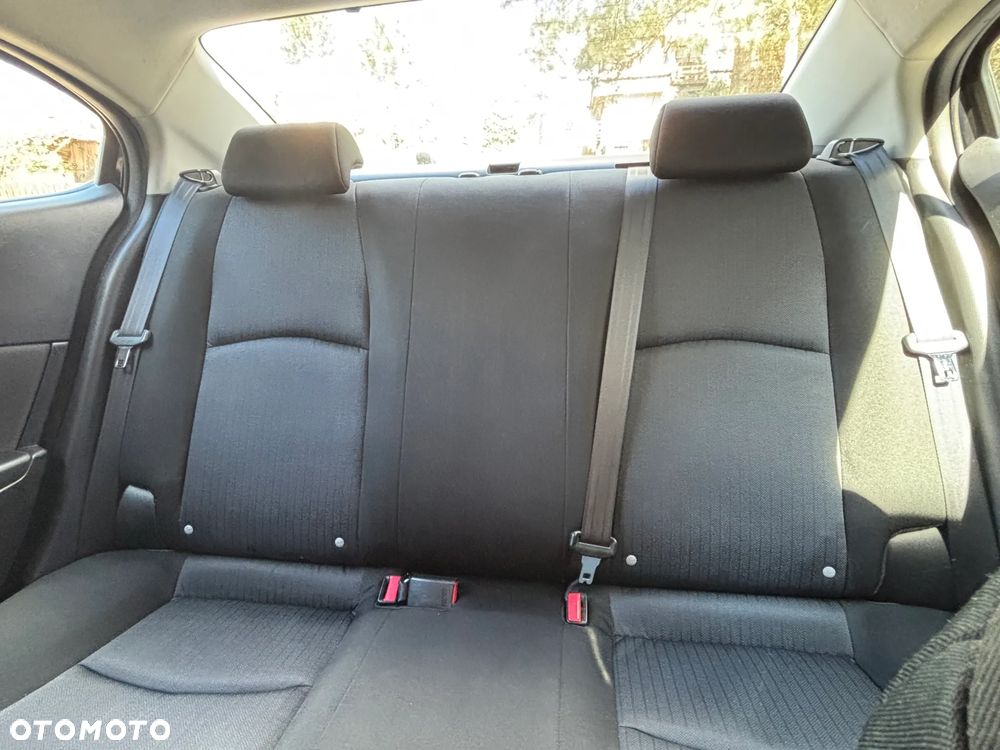 Mazda 3 - 8