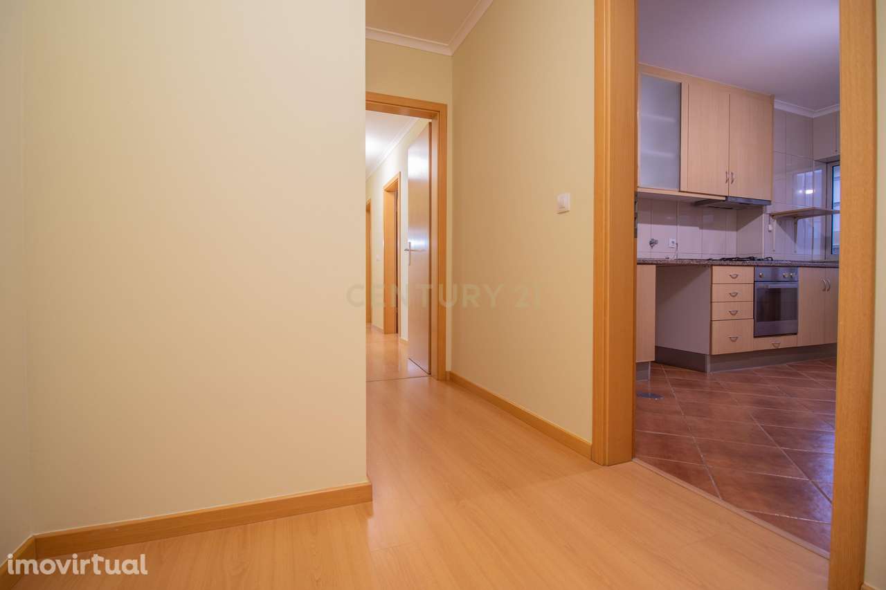 Apartamento T3 com garagem privada e arrumos – Tavarede, Figueira da F - Grande imagem: 3/34
